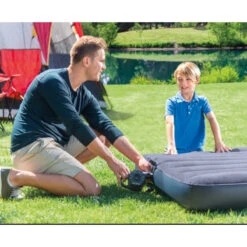 GONFLEUR ELECTRIQUE RECHARGEABLE 12 ET 230 VOLTS INTEX -GUMO Kayak Magasin gonfleur electrique rechargeable 12 et 230 volts intex 4