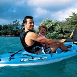 KAYAK RIGIDE TAHE TOBAGO BLEU SECOND CHOIX -GUMO Kayak Magasin kayak rigide tahe tobago bleu second choix 4